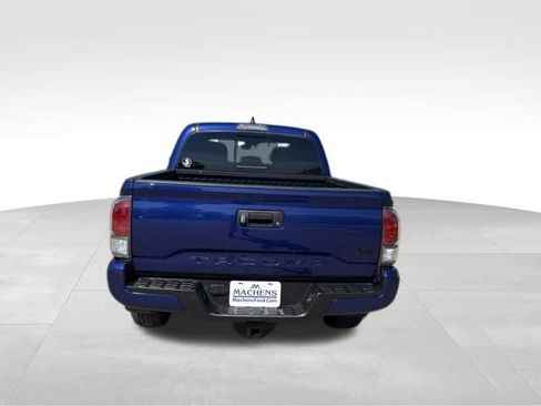 Used 2023 Toyota Tacoma TRD Off-Road w/ Technology Package AWD/4WD image 5