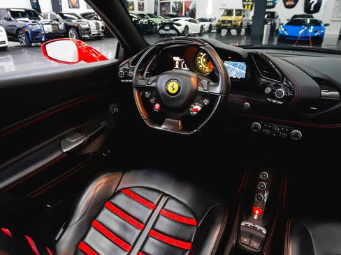 Used 2019 Ferrari 488 Spider Convertible 2D image 33