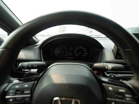 Certified 2025 Honda Civic Sport image 15