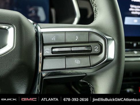 New 2026 GMC Canyon Elevation image 11