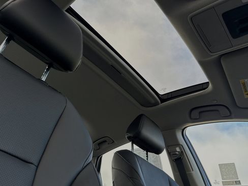 Used 2025 Honda Accord EX-L image 19