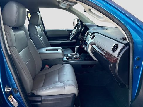Used 2016 Toyota Tundra Limited w/ Limited Premium Package AWD/4WD image 19