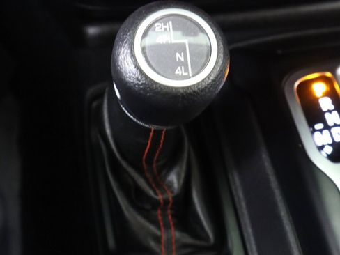 Used 2022 Jeep Wrangler Unlimited Rubicon image 27