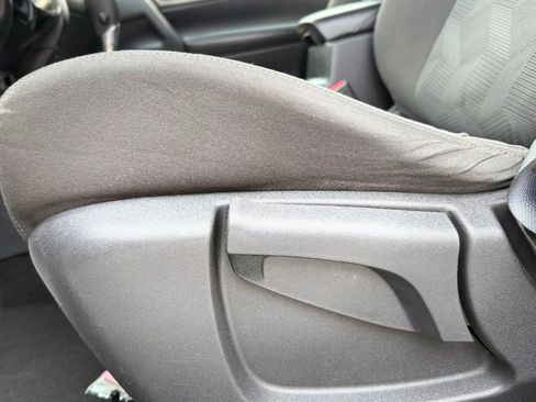 Used 2016 Nissan Rogue S FWD image 23