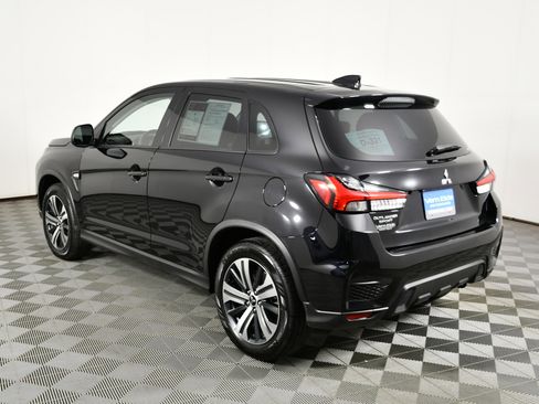 Used 2025 Mitsubishi Outlander Sport ES image 8