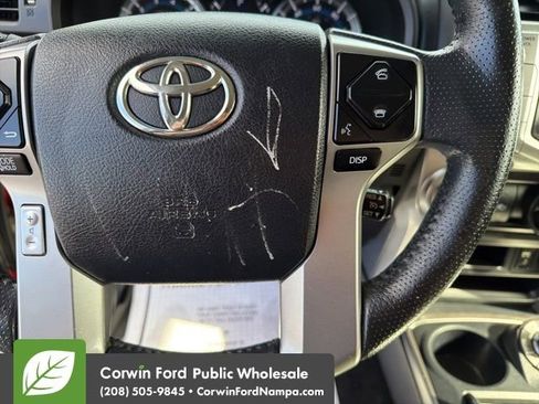 Used 2018 Toyota 4Runner SR5 Premium image 16