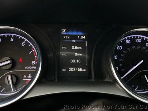 Used 2020 Toyota Camry LE FWD image 23