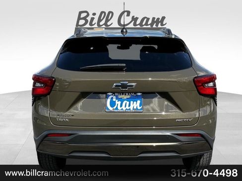Used 2024 Chevrolet Trax ACTIV FWD image 35
