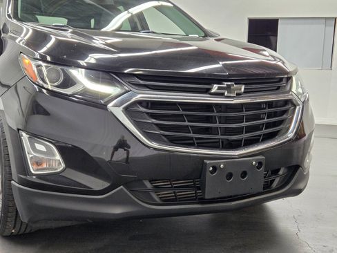 Used 2019 Chevrolet Equinox LS w/ LPO, Cargo Package FWD image 5