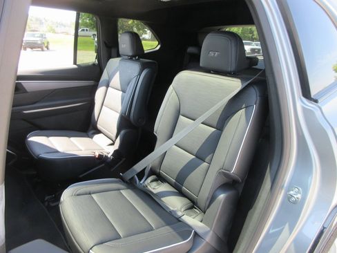 New 2026 Buick Enclave Sport Touring w/ Super Cruise Package image 14