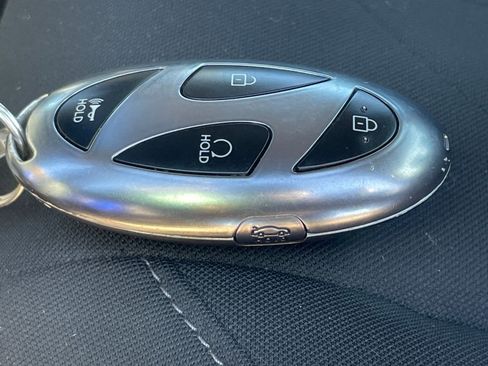 Used 2025 Hyundai Elantra SEL image 27