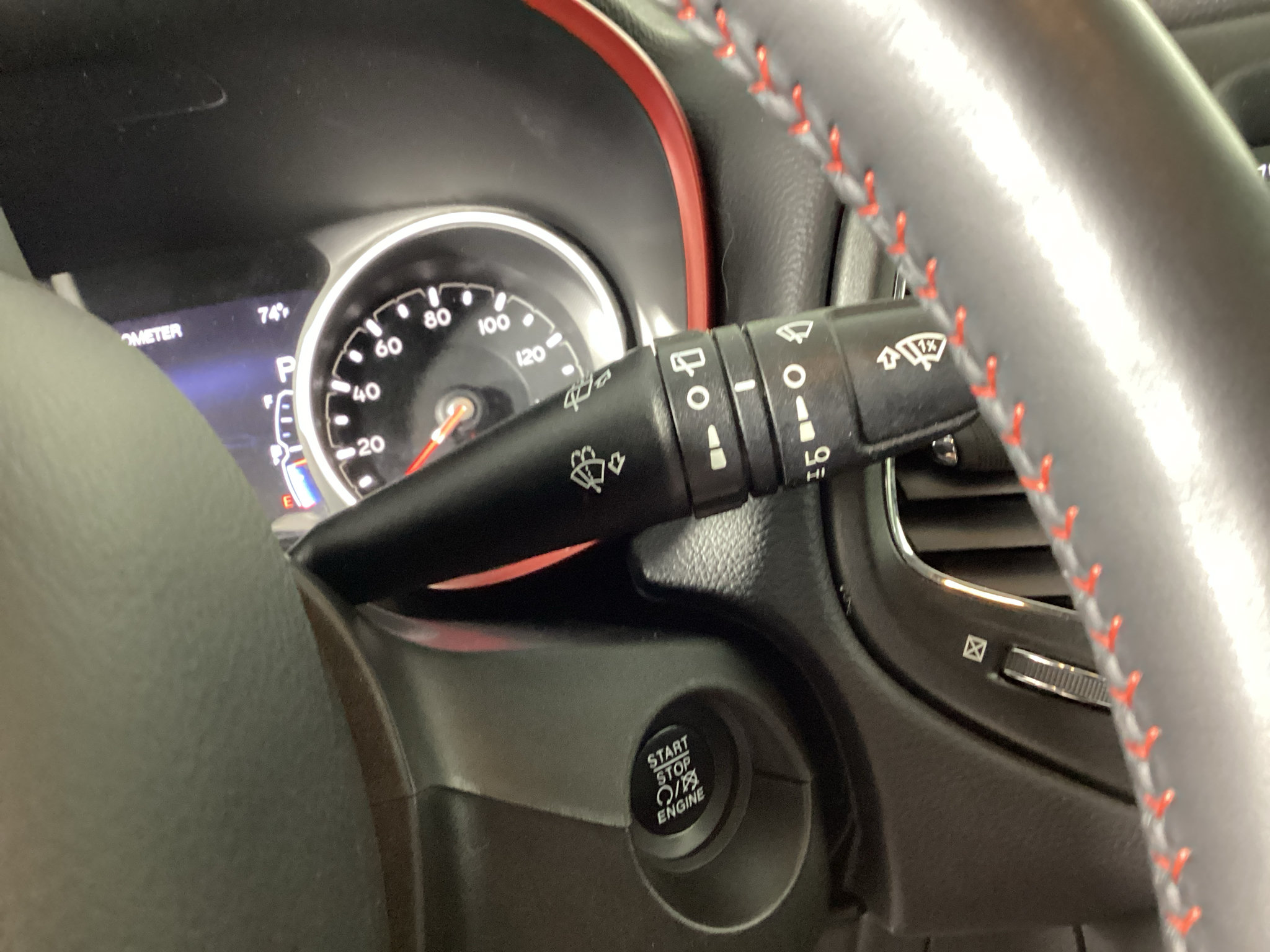 Used 2018 Jeep Compass Trailhawk w/ Leather Interior Group AWD/4WD image 21
