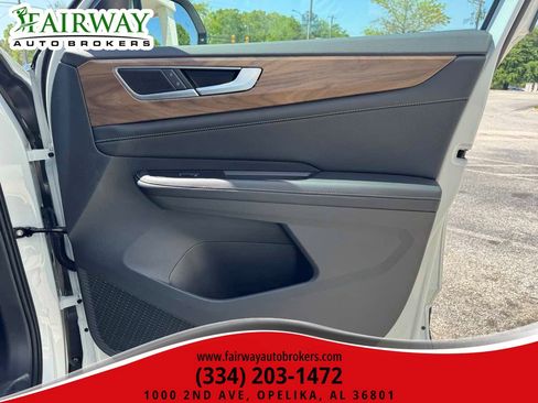 Used 2025 Volkswagen Atlas SE AWD/4WD image 31
