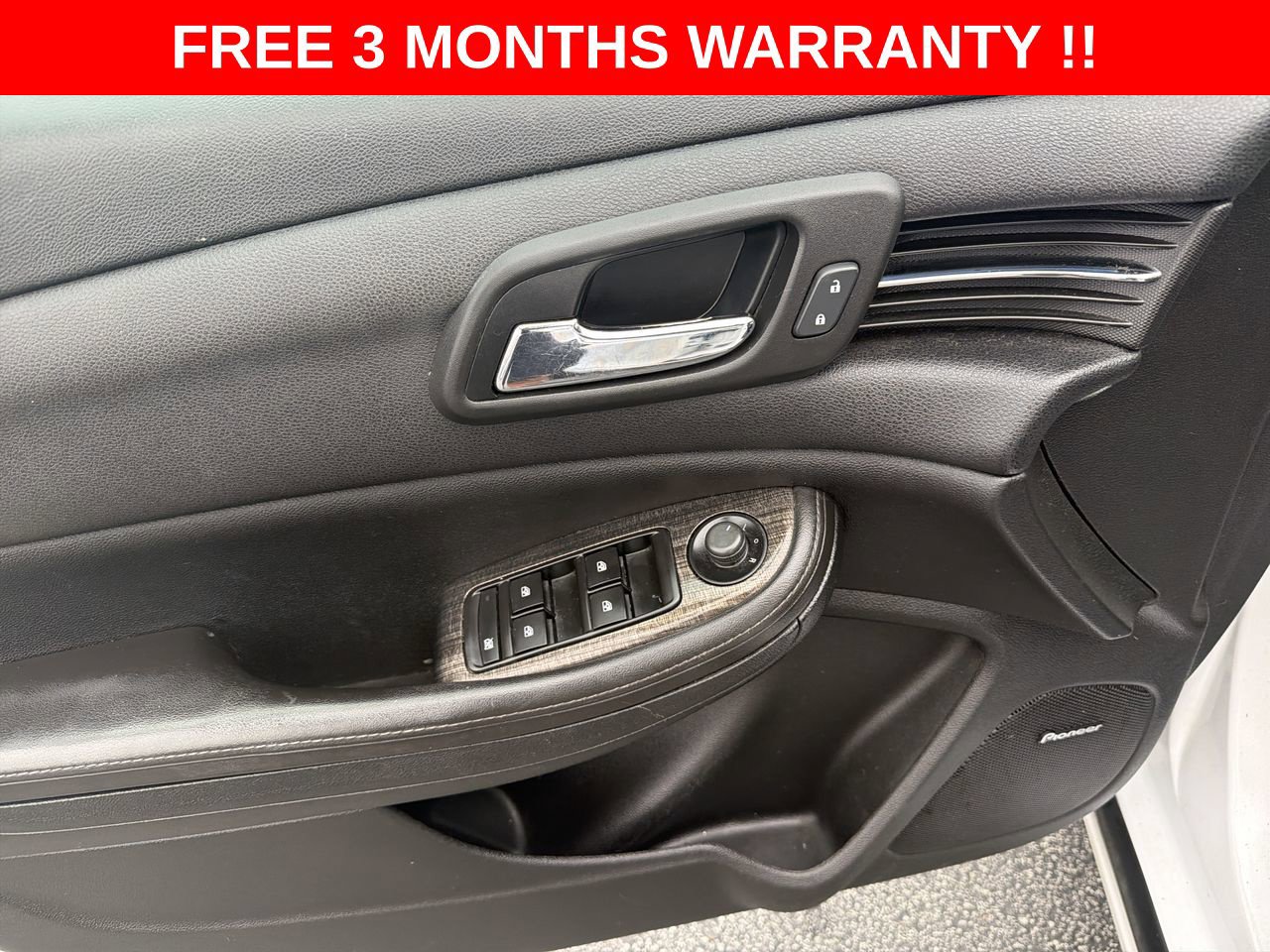 Used 2016 Chevrolet Malibu LTZ FWD image 12