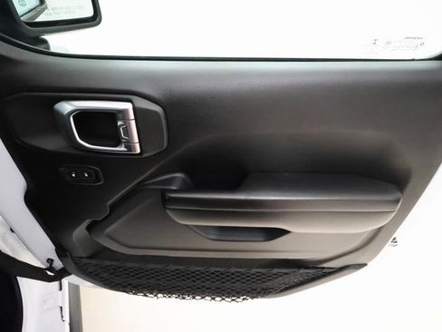 Used 2020 Jeep Wrangler Unlimited Sport image 25