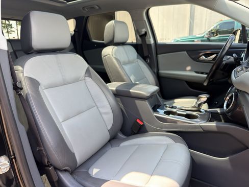 Used 2019 Chevrolet Blazer LT w/ Sun and Wheels Package FWD image 21