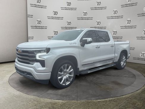 Used 2022 Chevrolet Silverado 1500 High Country w/ High Country Premium Package image 1