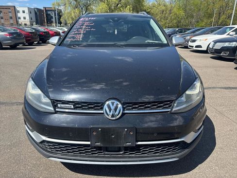 Used 2017 Volkswagen Golf Alltrack SEL AWD/4WD image 2