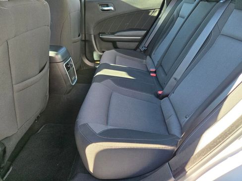 Used 2022 Dodge Charger SXT image 13