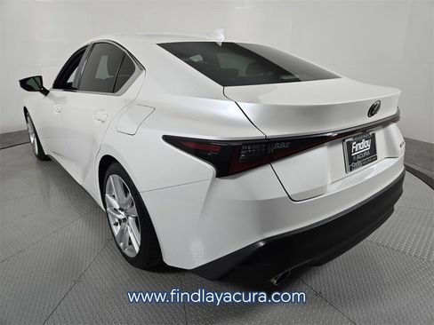 Used 2022 Lexus IS 300 image 4