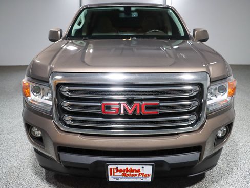 Used 2016 GMC Canyon SLE RWD image 4