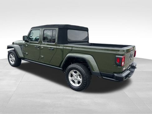 Used 2021 Jeep Gladiator Sport image 4