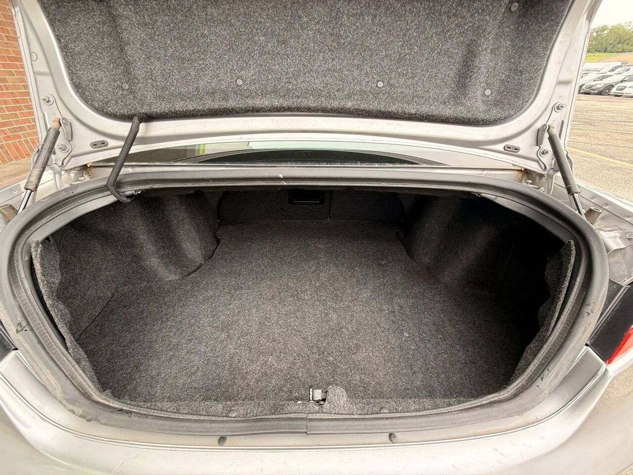 Used 2013 Chrysler 200 Limited w/ Sun/Sound Group FWD image 21