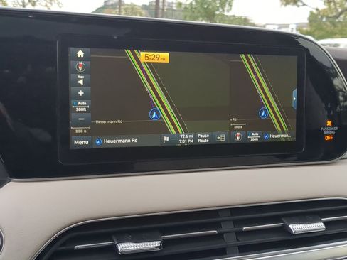 Used 2020 Hyundai Palisade Limited image 17