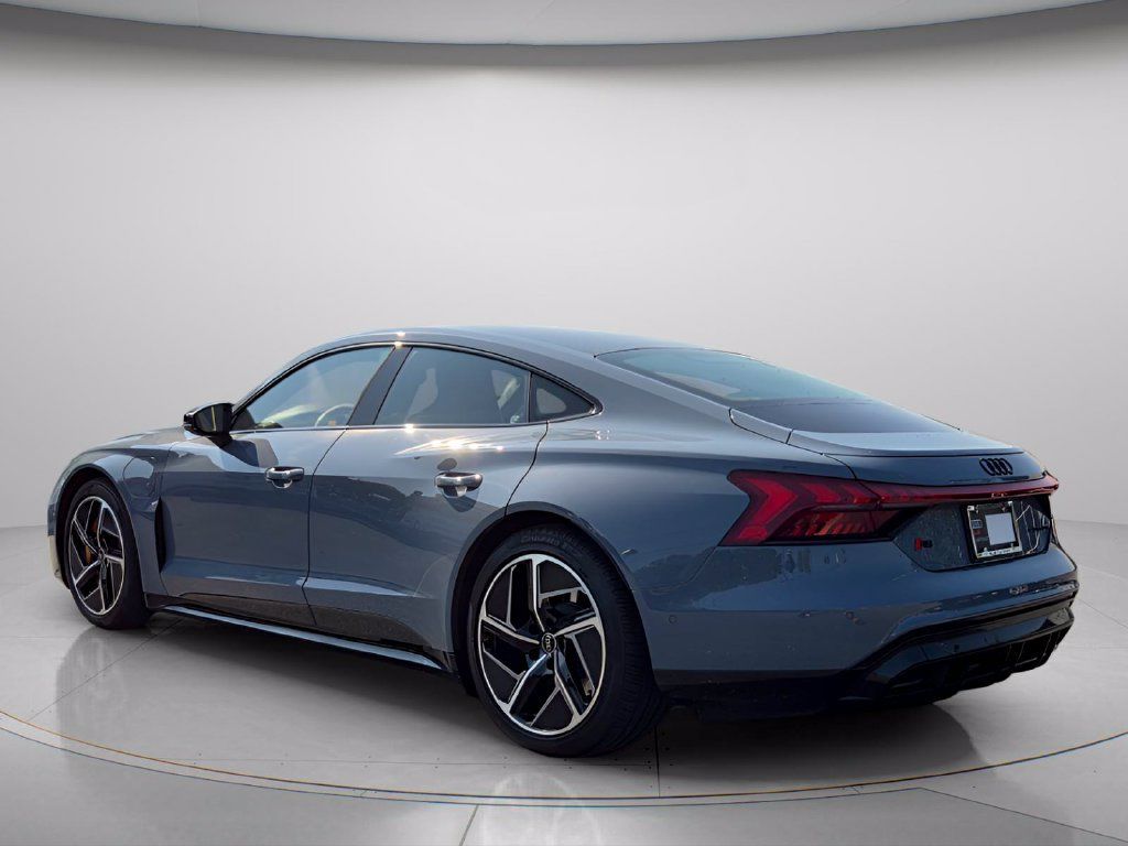 Used 2024 Audi RS e-tron GT w/ Carbon Performance Package AWD/4WD image 6