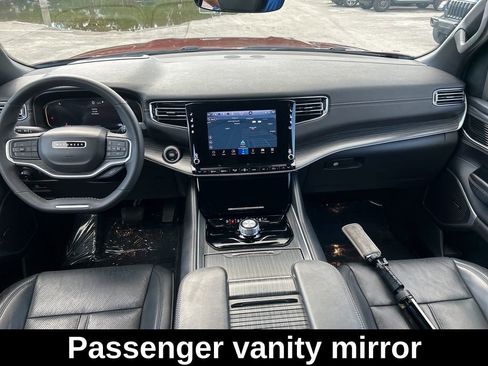 Used 2023 Jeep Wagoneer Series III w/ Preferred Equipment Group image 35