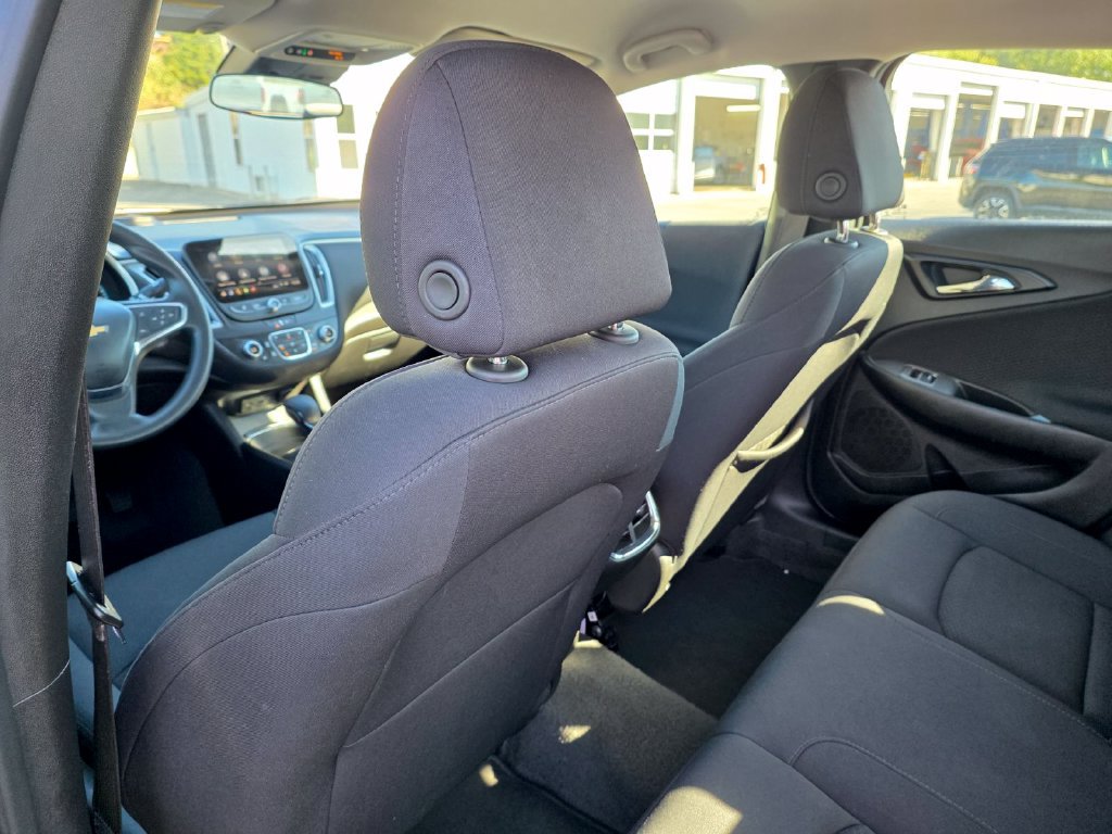 Used 2025 Chevrolet Malibu LT FWD image 27