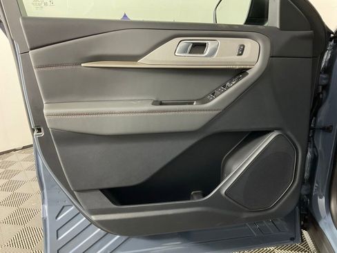 New 2026 Ford Explorer Active RWD image 12
