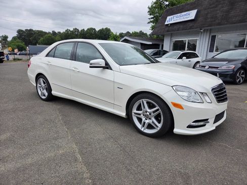 Used 2012 Mercedes-Benz E 350 Sedan image 2