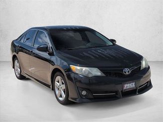 Used 2012 Toyota Camry SE FWD video 3