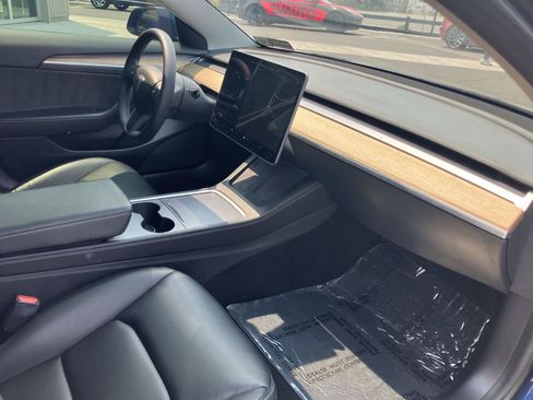 Used 2021 Tesla Model 3 Performance AWD/4WD image 23