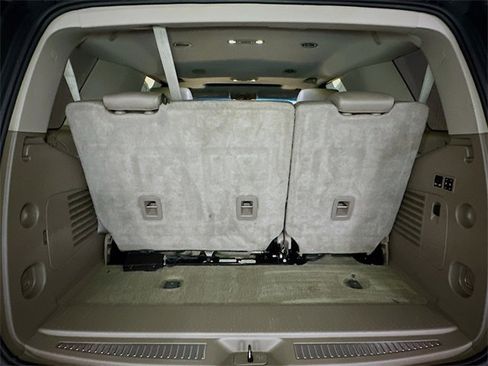 Used 2015 GMC Yukon SLT w/ HD Trailering Package image 34