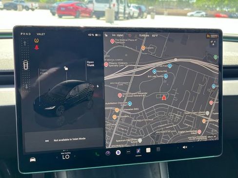 Used 2025 Tesla Model 3 Long Range image 16