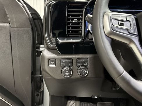 Used 2023 Chevrolet Silverado 1500 RST w/ Z71 Off-Road Package AWD/4WD image 18
