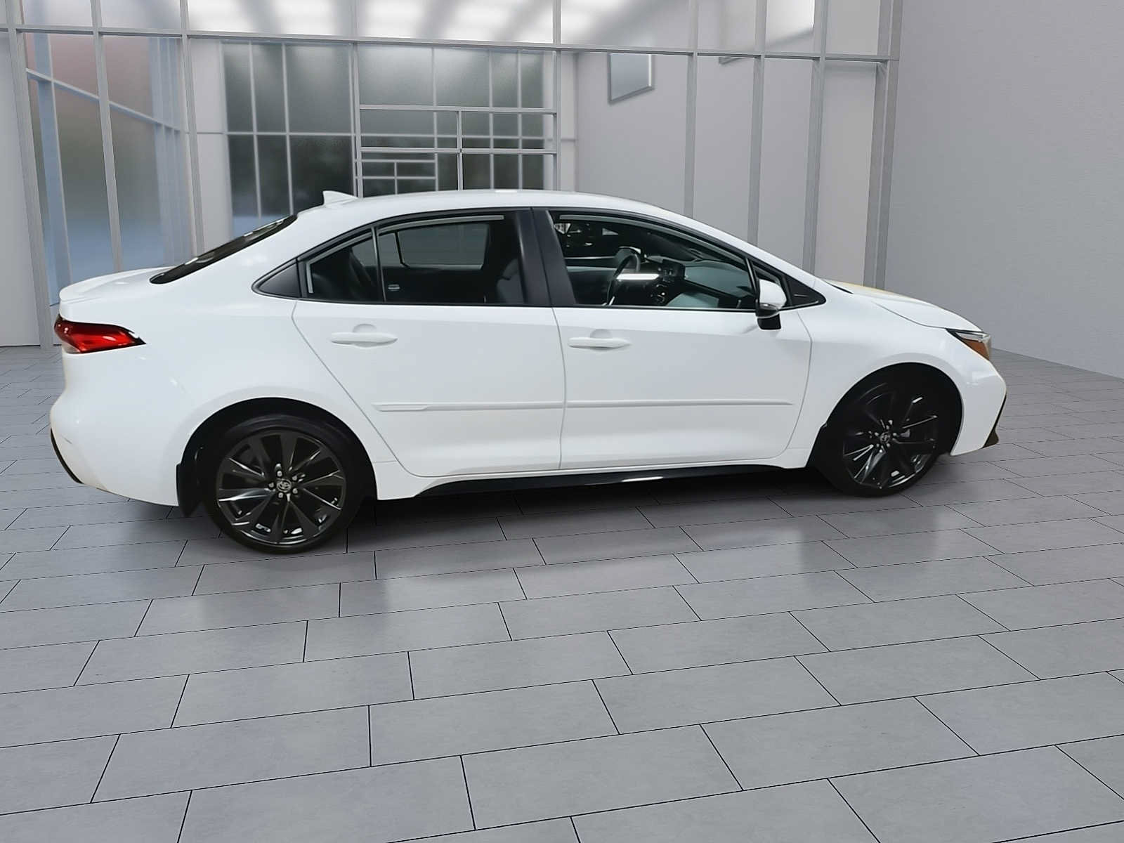 Used 2024 Toyota Corolla SE FWD image 9