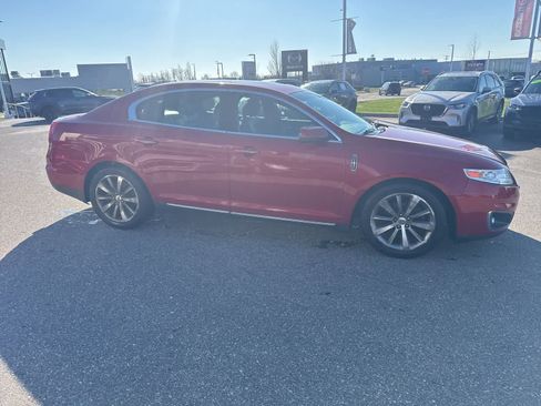 Used 2009 Lincoln MKS AWD image 4