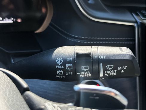 New 2025 Jeep Grand Cherokee L Limited w/ Black Appearance Package image 31