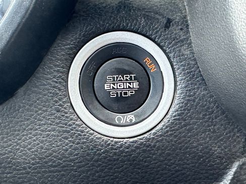 Used 2023 RAM 1500 Big Horn AWD/4WD image 30