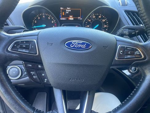 Used 2017 Ford Escape Titanium AWD/4WD image 14