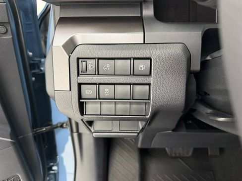 New 2025 Toyota 4Runner SR5 image 11