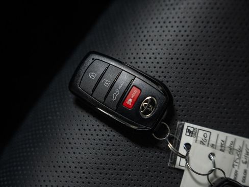 Used 2024 Toyota Tundra Platinum image 57