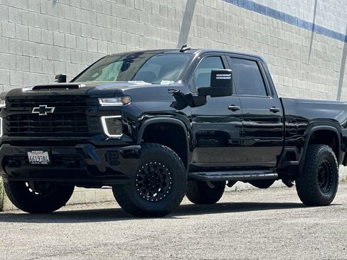 Certified 2024 Chevrolet Silverado 2500 Custom w/ Custom Value Package AWD/4WD image 8