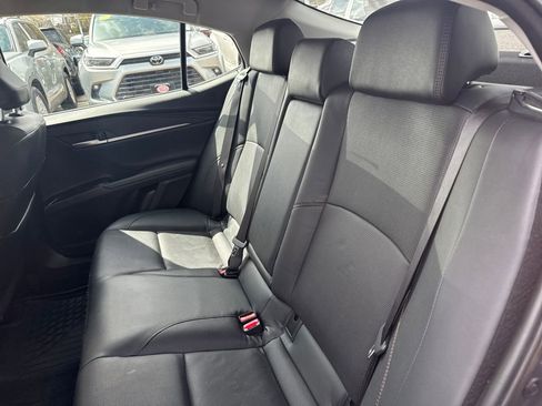 Used 2025 Toyota Camry XLE AWD/4WD image 31