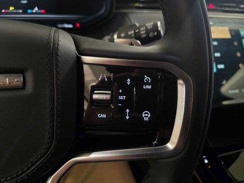 Used 2026 Land Rover Range Rover Sport SE image 31