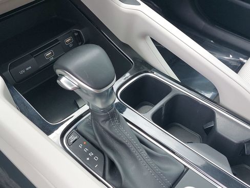 Used 2020 Kia Telluride S w/ S 8 Passenger Seating Package FWD image 24