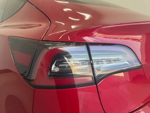 Used 2021 Tesla Model 3 Standard Range Plus RWD image 32